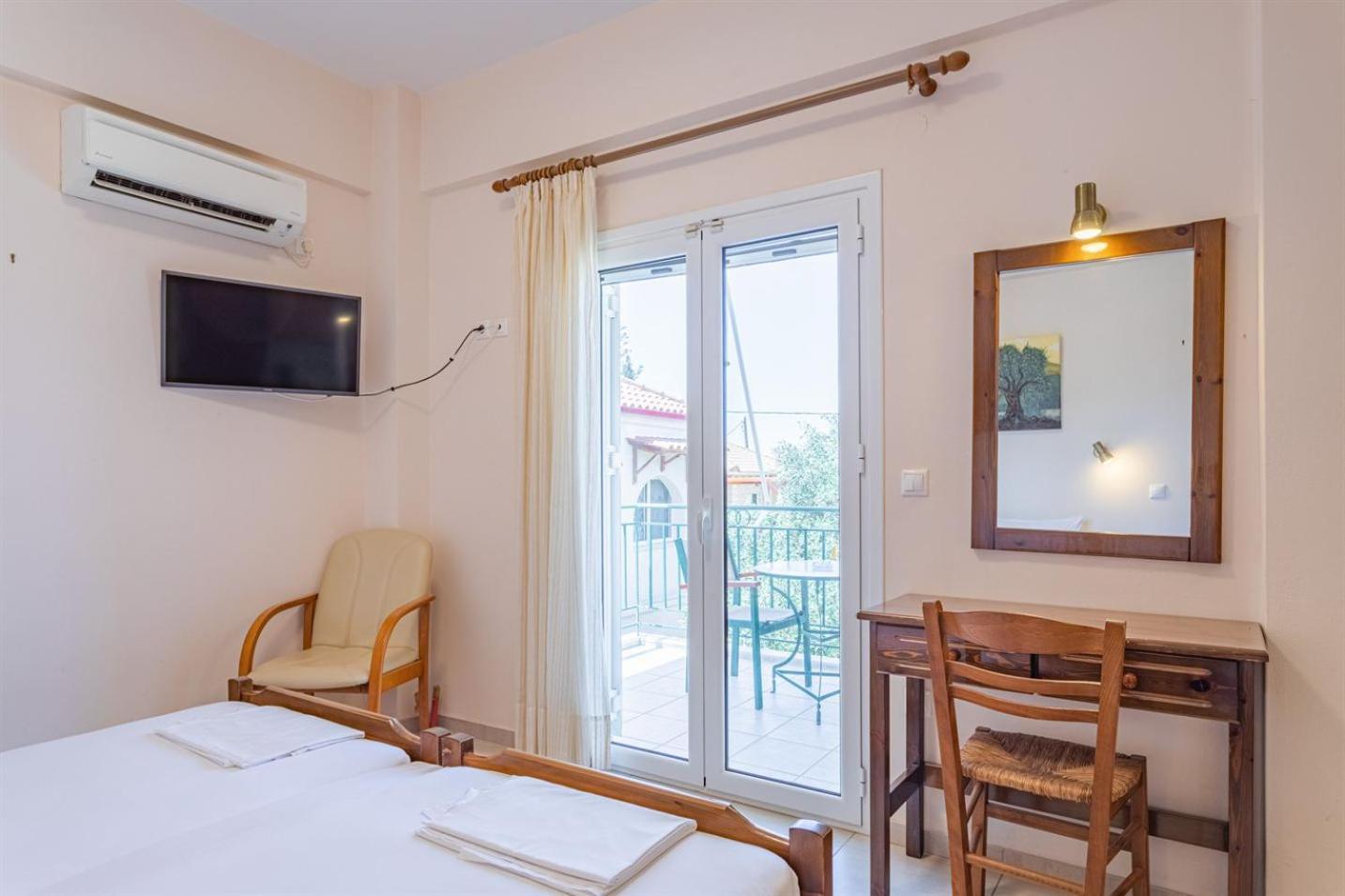 Vasiliki Apartments Stoúpa Exteriér fotografie